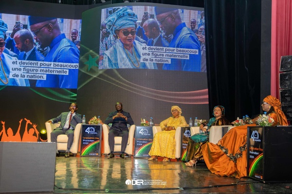 Remise de Diplômes à la Sonatel Academy : Dr Aïssatou MBODJ marraine de la Promotion 2024 Remise de Diplômes à la Sonatel Academy : Dr Aïssatou MBODJ marraine de la Promotion 2024