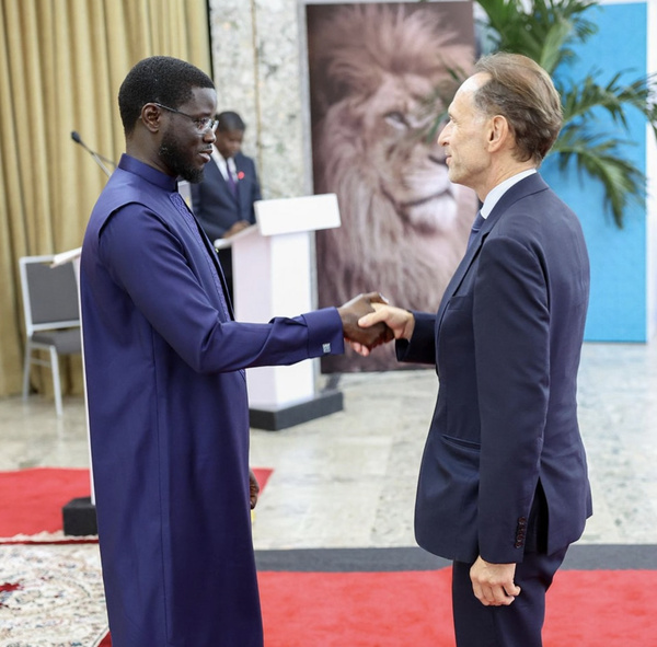 Sénégal : 906 milliards FCFA investis par l’Union européenne pour renforcer l’emploi des jeunes et la souveraineté économique Sénégal : 906 milliards FCFA investis par l’Union européenne pour renforcer l’emploi des jeunes et la souveraineté économique