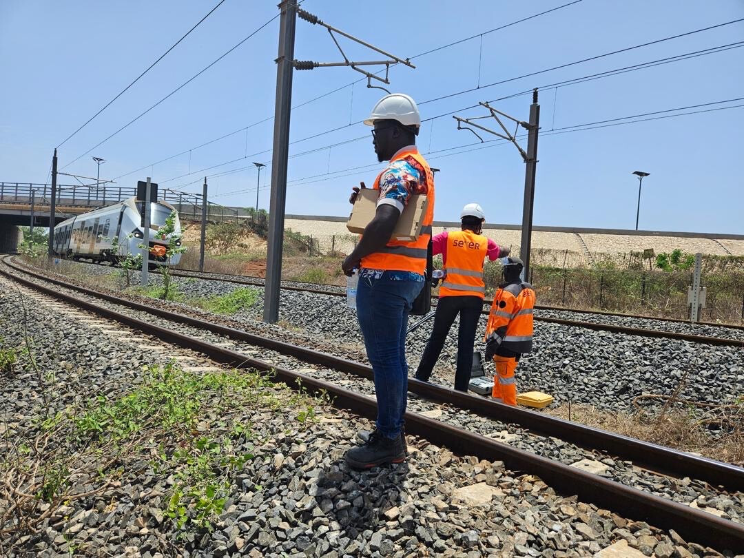 Sabotage sur le TER de Dakar : d’importantes perturbations du trafic et une enquête judiciaire ouverte Sabotage sur le TER de Dakar : d’importantes perturbations du trafic et une enquête judiciaire ouverte