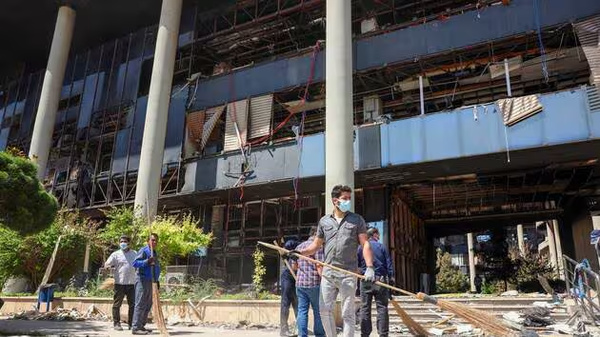 Guerre Israël-Iran : élan de solidarité des Iraniens sous les bombes Guerre Israël-Iran : élan de solidarité des Iraniens sous les bombes
