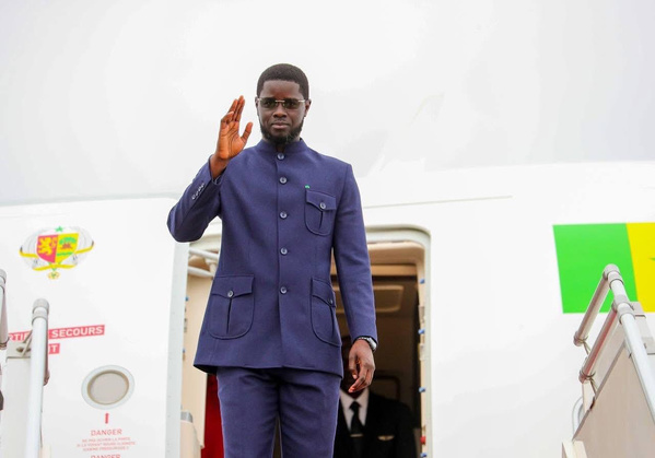 Le président Bassirou Diomaye Faye en route pour Abuja pour la 67ᵉ session des chefs d’État de la CEDEAO