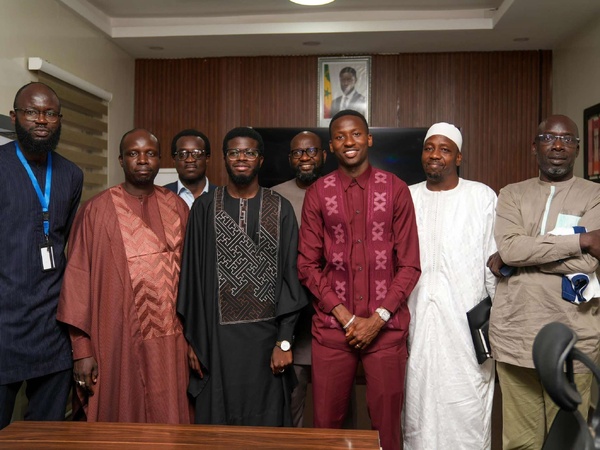 Papa Matar Sarr à l’écoute de Fayako : une démarche engagée pour l’électrification du village Papa Matar Sarr à l’écoute de Fayako : une démarche engagée pour l’électrification du village