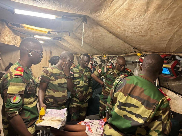 Médina Yoro Foulah : un Hôpital Militaire de Campagne déployé pour rapprocher les soins des populations rurales