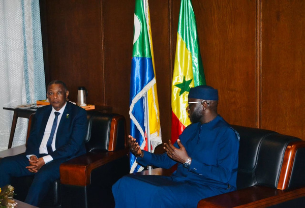 El Malick Ndiaye porte la voix du Sénégal aux Comores pour le cinquantenaire de leur indépendance