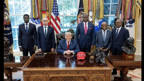 Déjeuner à la Maison Blanche : Trump interrompt les chefs d’État africains et leur demande d’être « brefs » Déjeuner à la Maison Blanche : Trump interrompt les chefs d’État africains et leur demande d’être « brefs »