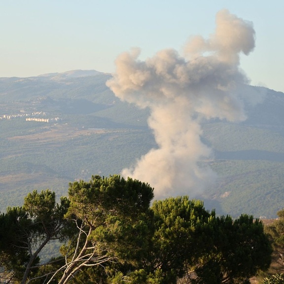 Liban : une frappe israélienne fait un mort à Wata al-Khiam, tensions autour du cessez-le-feu Liban : une frappe israélienne fait un mort à Wata al-Khiam, tensions autour du cessez-le-feu