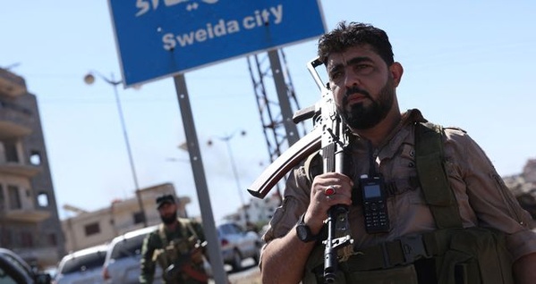 Syrie : Soueïda meurtrie par les combats intercommunautaires et les frappes israéliennes Syrie : Soueïda meurtrie par les combats intercommunautaires et les frappes israéliennes