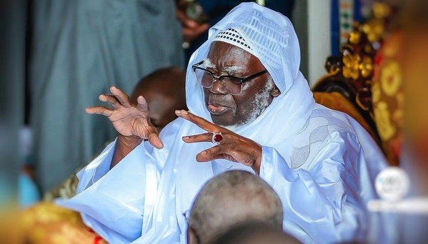 Vol de 78 millions FCFA sur le compte de Serigne Mountakha Mbacké : Le khalife général accorde son pardon au chef d’agence de Coris Bank