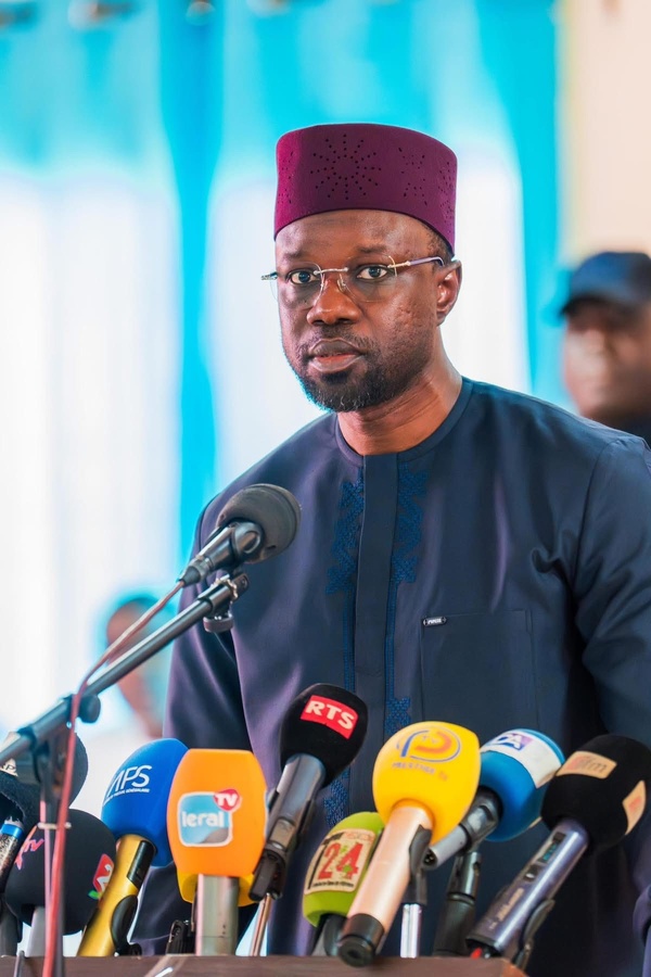 Ousmane Sonko lance le Programme des 1000 Volontaires Agricoles et annonce un centre africain de transformation pour l’employabilité Ousmane Sonko lance le Programme des 1000 Volontaires Agricoles et annonce un centre africain de transformation pour l’employabilité