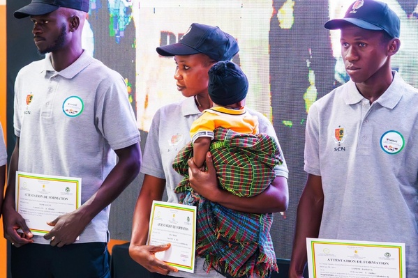 Ousmane Sonko lance le Programme des 1000 Volontaires Agricoles et annonce un centre africain de transformation pour l’employabilité Ousmane Sonko lance le Programme des 1000 Volontaires Agricoles et annonce un centre africain de transformation pour l’employabilité