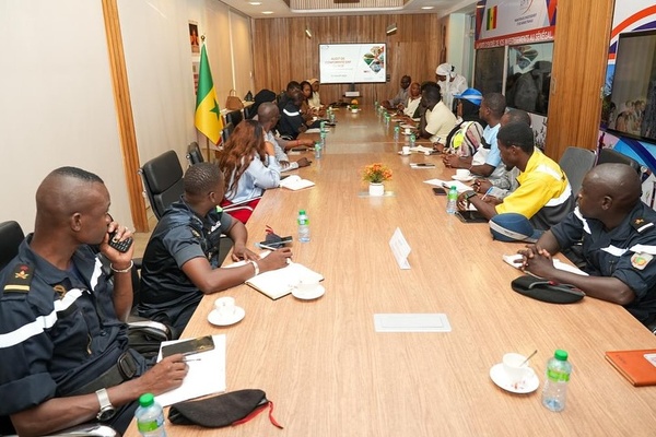 Sécurité au travail : Visite de conformité des équipes de la protection civile au siège de l’APIX Sécurité au travail : Visite de conformité des équipes de la protection civile au siège de l’APIX