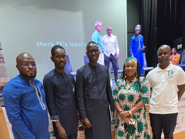 Le FONGIP présente ses offres à la Diaspora, en Espagne Le FONGIP présente ses offres à la Diaspora, en Espagne