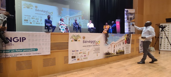 Le FONGIP présente ses offres à la Diaspora, en Espagne Le FONGIP présente ses offres à la Diaspora, en Espagne