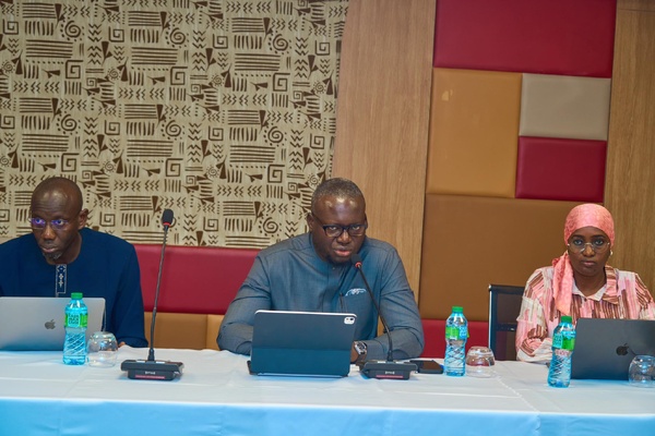 Dem Dikk renforce son engagement pour une mobilité performante Dem Dikk renforce son engagement pour une mobilité performante