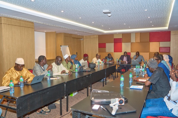 Dem Dikk renforce son engagement pour une mobilité performante Dem Dikk renforce son engagement pour une mobilité performante