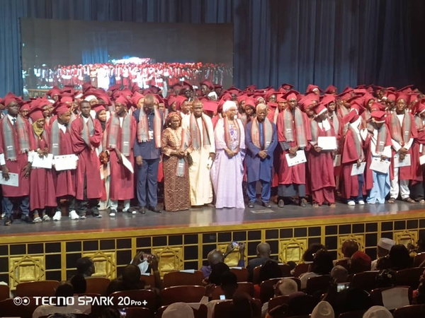 Célébration de l’excellence et lancement du centenaire du Lycée Lamine Guèye : les meilleurs élèves honorés Célébration de l’excellence et lancement du centenaire du Lycée Lamine Guèye : les meilleurs élèves honorés
