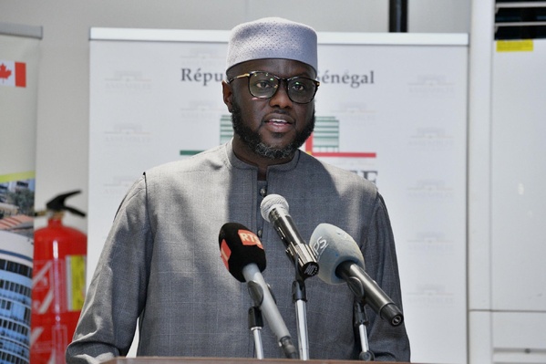 El Malick Ndiaye préside le séminaire de renforcement des capacités des députés de la XVe législature El Malick Ndiaye préside le séminaire de renforcement des capacités des députés de la XVe législature