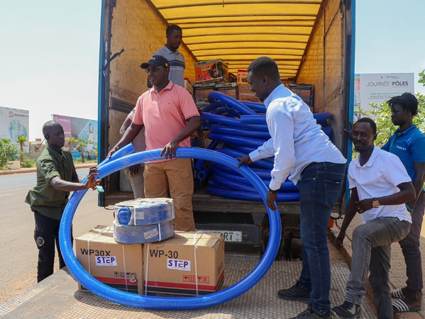 Inondations : 500 motopompes déployées à touba, kaolack et dans les zones sinistrées pour renforcer la lutte contre les eaux Inondations : 500 motopompes déployées à touba, kaolack et dans les zones sinistrées pour renforcer la lutte contre les eaux