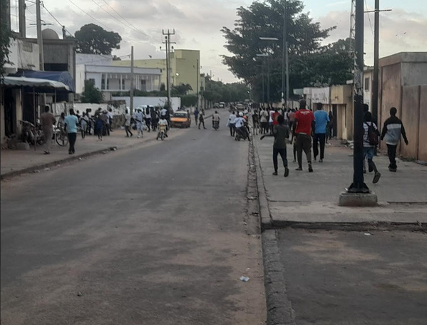 Navétane à Thiès : Vives tensions au stade Maniang Soumaré après une décision arbitrale contestée