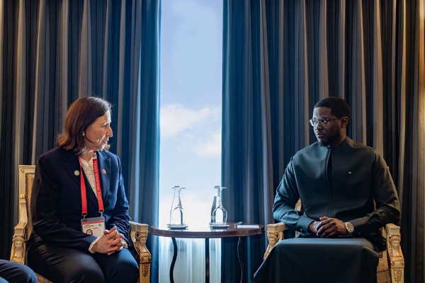 Visite officielle au Japon: le président Bassirou Diomaye Faye rencontre la Première ministre tunisienne Sarra Zaafrani Zenzri pour renforcer la coopération Sénégal–Tunisie Visite officielle au Japon: le président Bassirou Diomaye Faye rencontre la Première ministre tunisienne Sarra Zaafrani Zenzri pour renforcer la coopération Sénégal–Tunisie