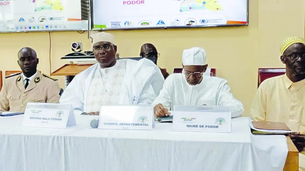 Moussa Bala Fofana aux élus de Podor : « Les collectivités territoriales ont gagné en autonomie » Moussa Bala Fofana aux élus de Podor : « Les collectivités territoriales ont gagné en autonomie »