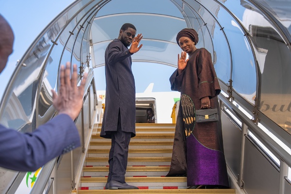 Le Président Bassirou Diomaye Faye se rend à Paris après sa tournée au Japon