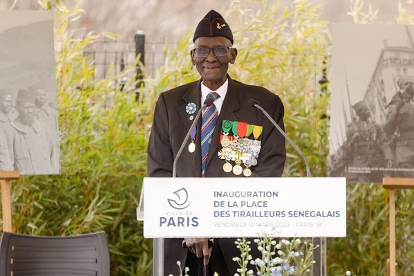 Mémoire : la France rend hommage aux tirailleurs sénégalais et africains Mémoire : la France rend hommage aux tirailleurs sénégalais et africains