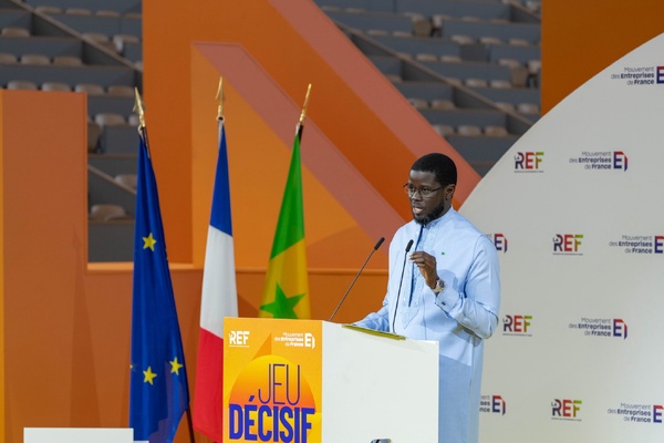 Le Président Diomaye Faye, invité star de la REF à Roland-Garros, lance un appel aux investisseurs