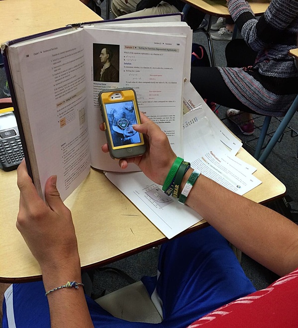 Sénégal : les téléphones portables bannis des écoles dès la prochaine rentrée Sénégal : les téléphones portables bannis des écoles dès la prochaine rentrée