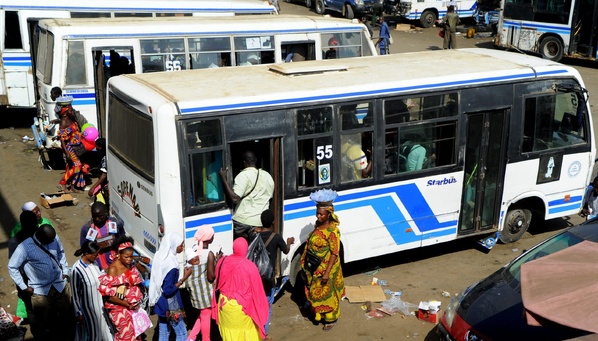 Yeumbeul Boune : un chauffeur de bus Tata condamné à 3 mois ferme pour la mort d’une fillette de 2 ans