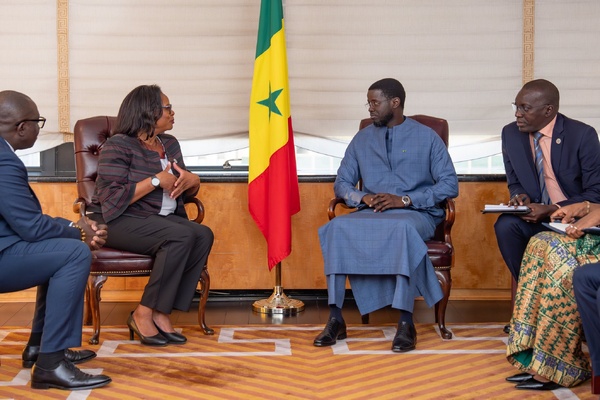 Bassirou Diomaye Faye reçoit la Chambre de commerce des États-Unis: le Sénégal, un hub attractif pour l’investissement Bassirou Diomaye Faye reçoit la Chambre de commerce des États-Unis: le Sénégal, un hub attractif pour l’investissement