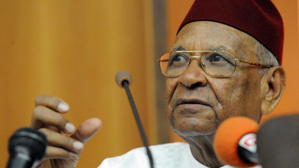 Un an après sa disparition, l’héritage du Pr Amadou Makhtar Mbow reste vivant Un an après sa disparition, l’héritage du Pr Amadou Makhtar Mbow reste vivant