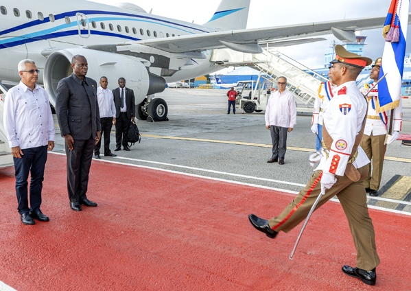 Brice Clotaire Oligui Nguema à La Havane : renforcement de la coopération Gabon-Cuba Brice Clotaire Oligui Nguema à La Havane : renforcement de la coopération Gabon-Cuba