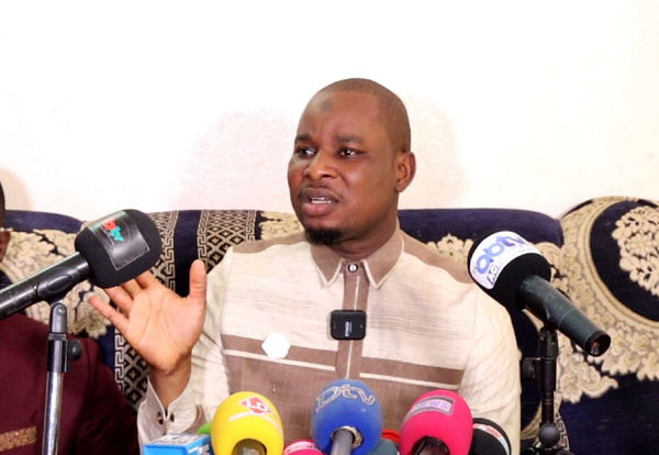 SYNPICS dénonce l’agression de journalistes à Keur Massar Sud : le maire Mouhamed Bilal Diatta mis en cause SYNPICS dénonce l’agression de journalistes à Keur Massar Sud : le maire Mouhamed Bilal Diatta mis en cause