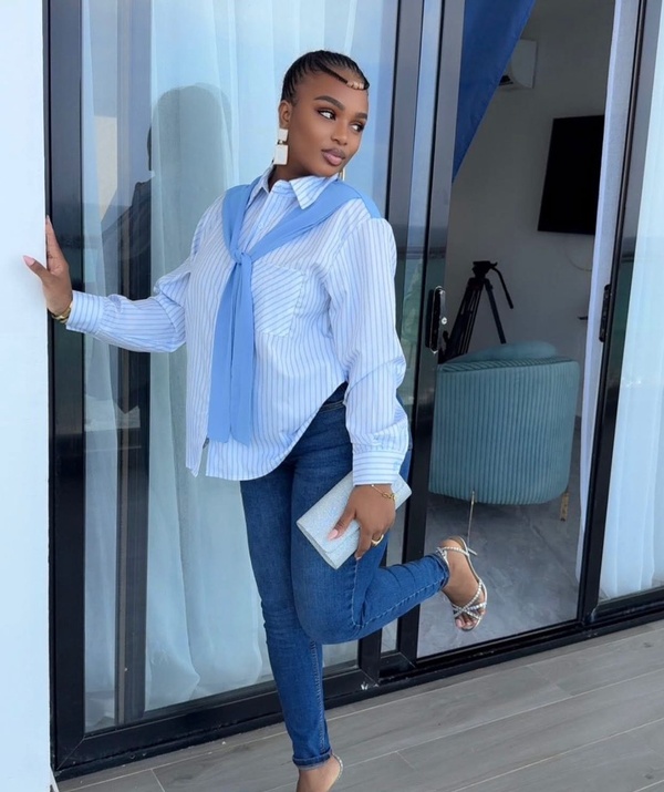 Dieyna Baldé : élégance naturelle et style sans effort dans son dernier shooting Dieyna Baldé : élégance naturelle et style sans effort dans son dernier shooting