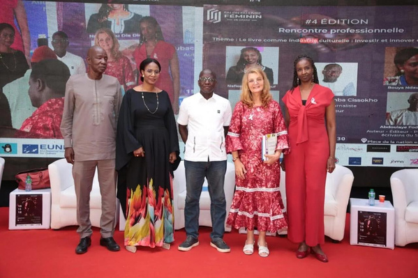Salon du livre féminin: innover pour bâtir une véritable industrie littéraire