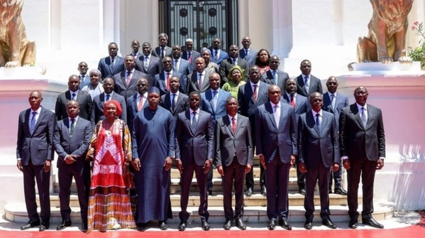 Le communiqué du Conseil des Ministres s’est tenu le mercredi 22 octobre 2025 Le communiqué du Conseil des Ministres s’est tenu le mercredi 22 octobre 2025