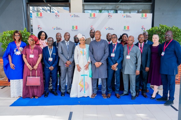 Sénégal – Santé : Un accord de 53 milliards F CFA signé avec le Fonds mondial pour renforcer la lutte contre le VIH, la tuberculose et le paludisme