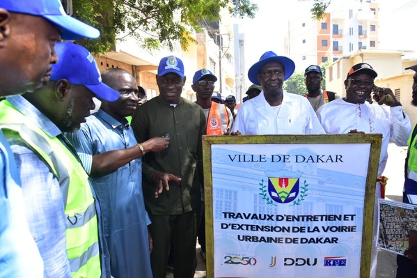 Abass Fall en tournée à Dakar pour inaugurer et lancer plusieurs chantiers urbains