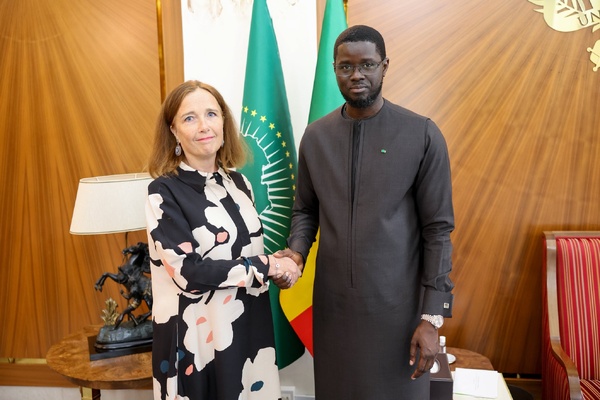 Bassirou Diomaye Faye reçoit les lettres de créance de cinq nouveaux ambassadeurs au Sénégal Bassirou Diomaye Faye reçoit les lettres de créance de cinq nouveaux ambassadeurs au Sénégal