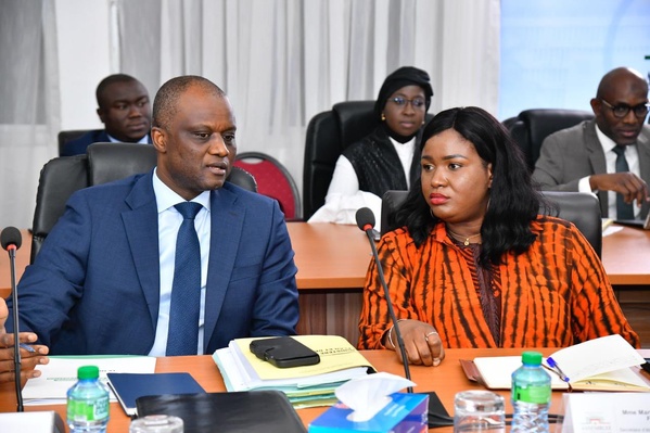 Budget 2026 du MEPC: Un budget de 39,2 milliards FCFA adopté en commission Budget 2026 du MEPC: Un budget de 39,2 milliards FCFA adopté en commission