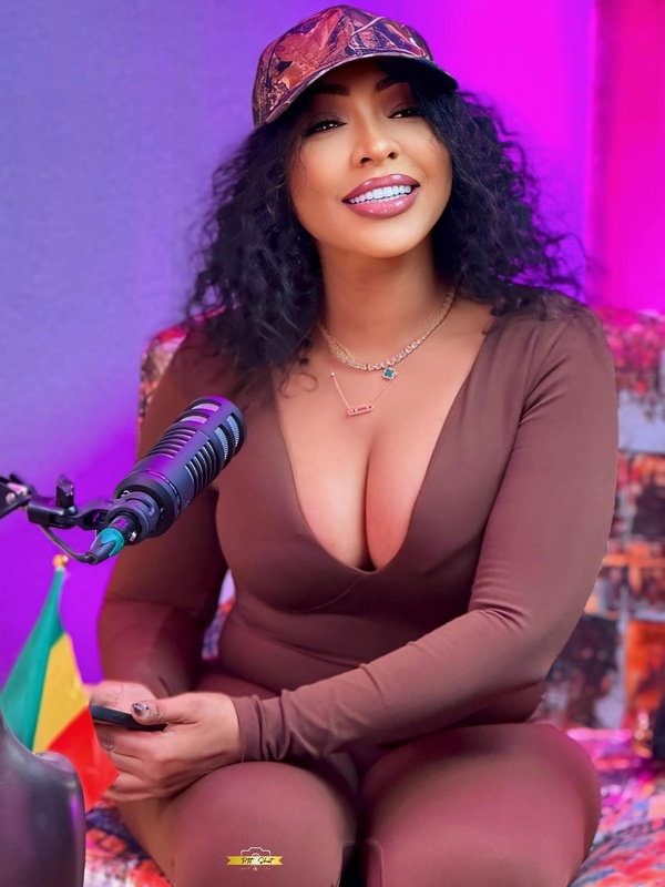 Les nouveaux clichés de Viviane Chidid suscitent un vif engouement en ligne