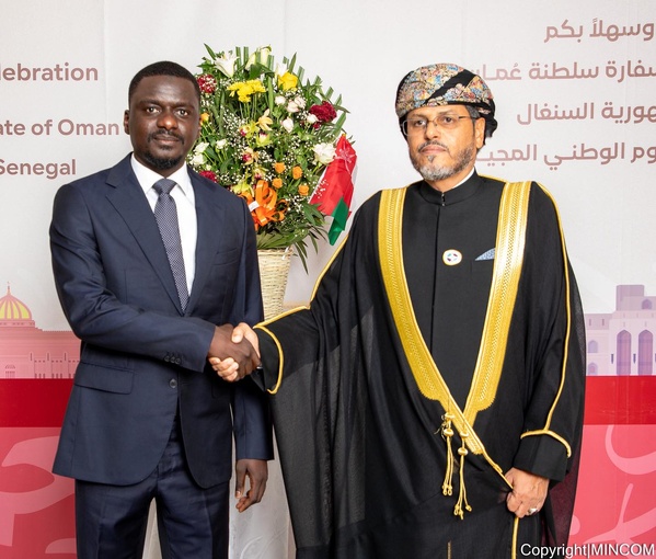 Le Sénégal réaffirme son partenariat avec Oman lors de la 55ᵉ Fête Nationale Le Sénégal réaffirme son partenariat avec Oman lors de la 55ᵉ Fête Nationale