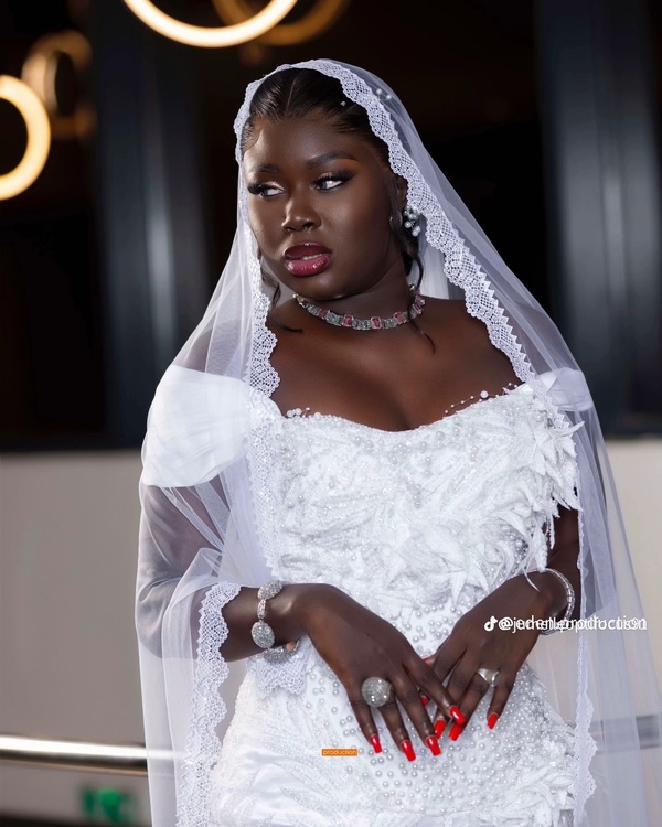 Heureux ménage à Sokhna Khadija Bator: Les images du mariage Heureux ménage à Sokhna Khadija Bator: Les images du mariage