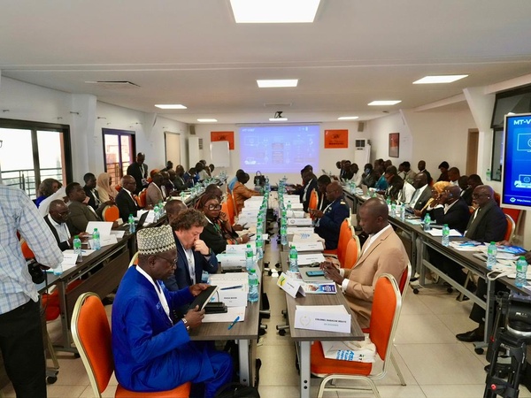 Fret aérien : l’AIBD affine sa stratégie pour faire du Sénégal un hub logistique régional Fret aérien : l’AIBD affine sa stratégie pour faire du Sénégal un hub logistique régional