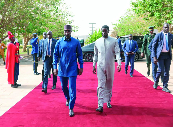 Sénégal : « Caisses vides », « justice instrumentalisée » et « jets privés », le FDR tire à boulets rouges sur le pouvoir Sénégal : « Caisses vides », « justice instrumentalisée » et « jets privés », le FDR tire à boulets rouges sur le pouvoir