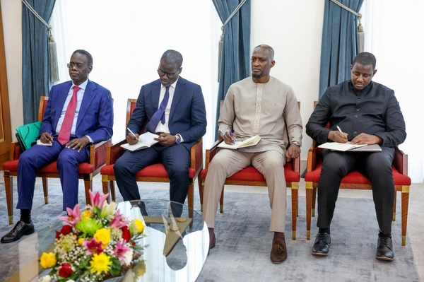 Le Président Bassirou Diomaye Faye reçoit Asante Gold Corporation pour renforcer l’exploitation aurifère responsable