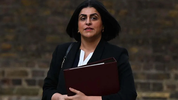 Le Royaume-Uni restreint les visas pour la RDC en raison de la politique de retour des migrants Le Royaume-Uni restreint les visas pour la RDC en raison de la politique de retour des migrants