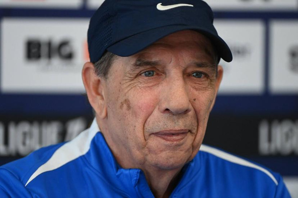 CAN 2025: Jean-Louis Gasset salué par Émerse Faé et les Éléphants