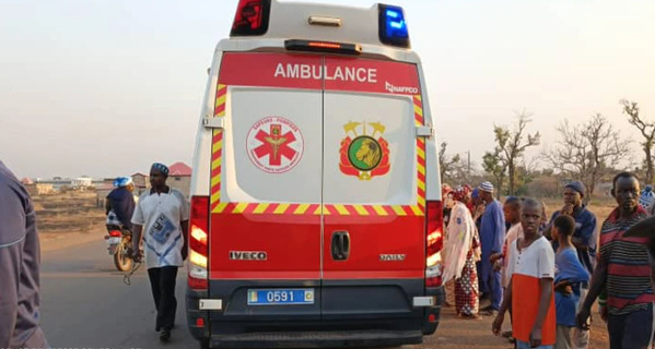 Diourbel : une femme et ses deux enfants meurent dans un accident de la route Diourbel : une femme et ses deux enfants meurent dans un accident de la route